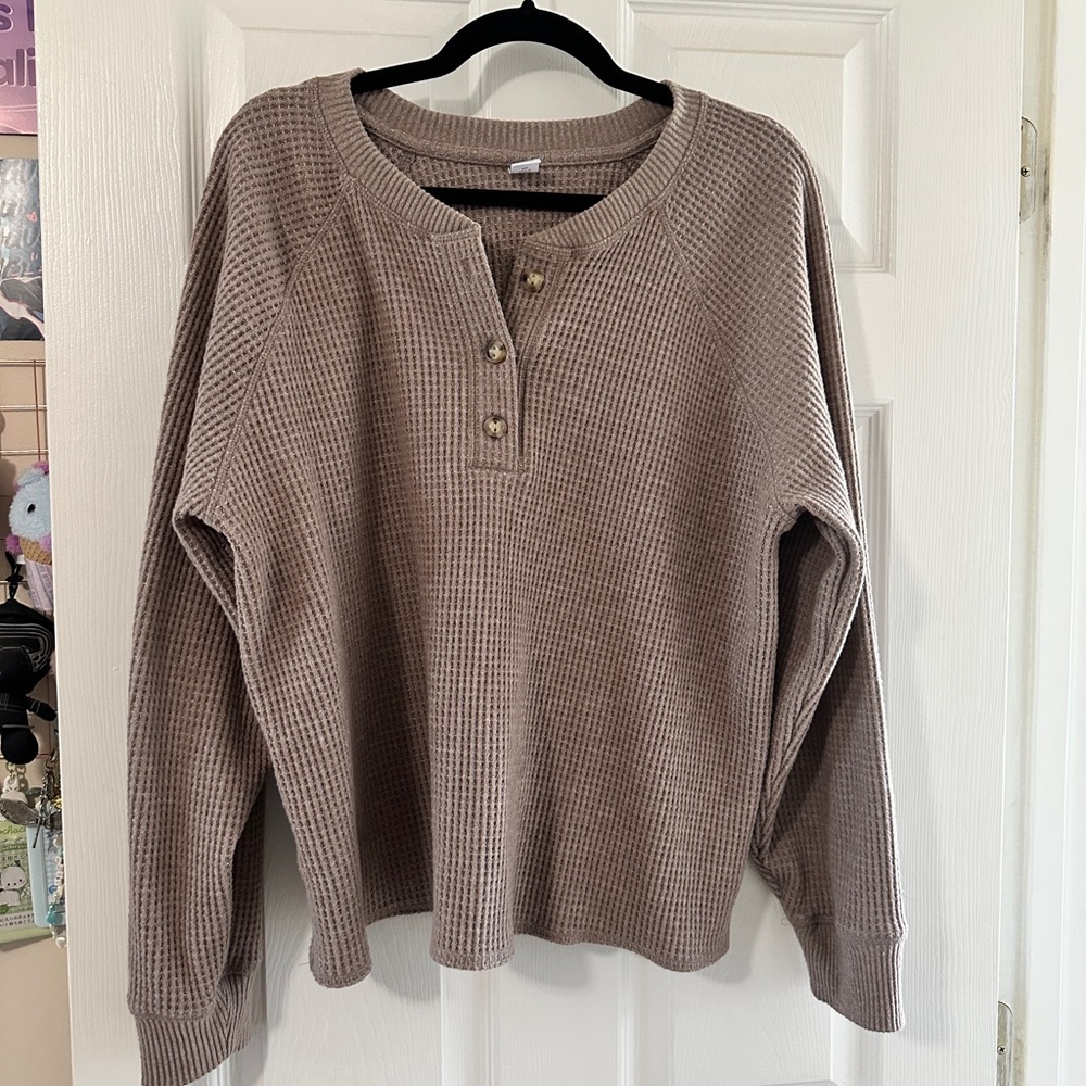 Old Navy Women's Brown Waffle Knit Crewneck Sweater